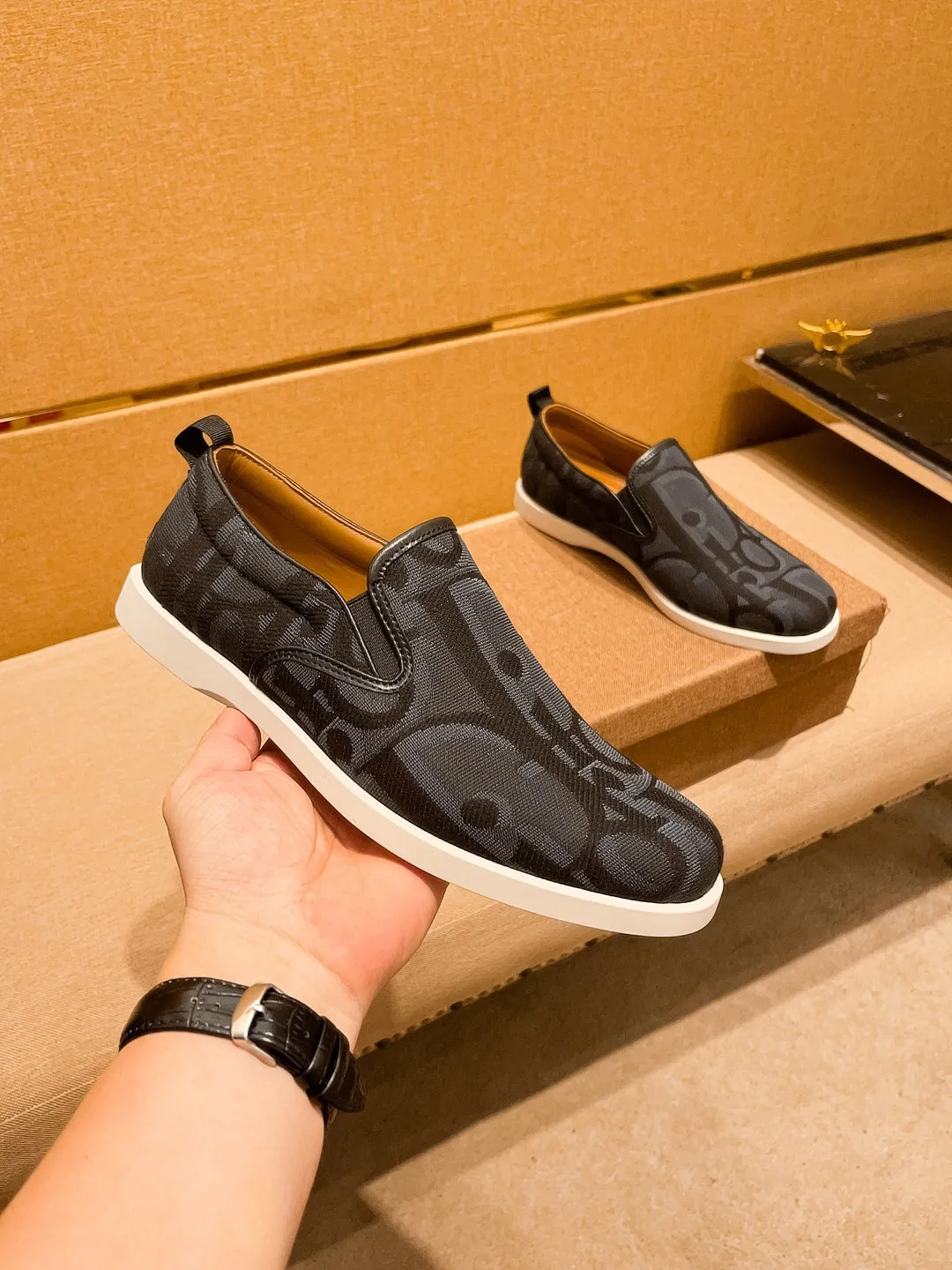 Men's shoes 💰 380💰👍【Dior】🔥🔝High-end brand of men's shoes official website 1:1 latest masterpiece: the upper is made of Italian official website original special technical cloth fabric 🔥original comfortable and breathable lining➕original designated non-slip outsole🔥making walking more convenient and comfortable! An exclusive new model, a stunning work, a beautiful 1:1 replica [color] compared to the official quality! Create a fashionable personality to set off your uniqueness! A must-have for trendy men! 🔥, sizes: 38-44. color:.     Multiple colors available🔥